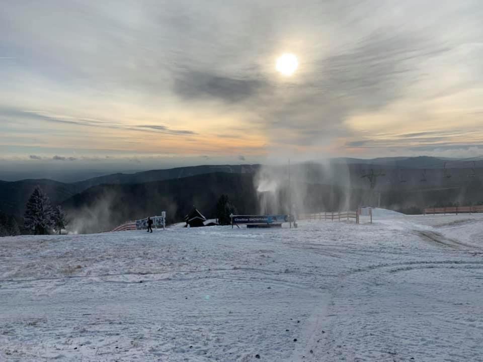 Ubytování u Matěje Horni Blatna Exterior foto