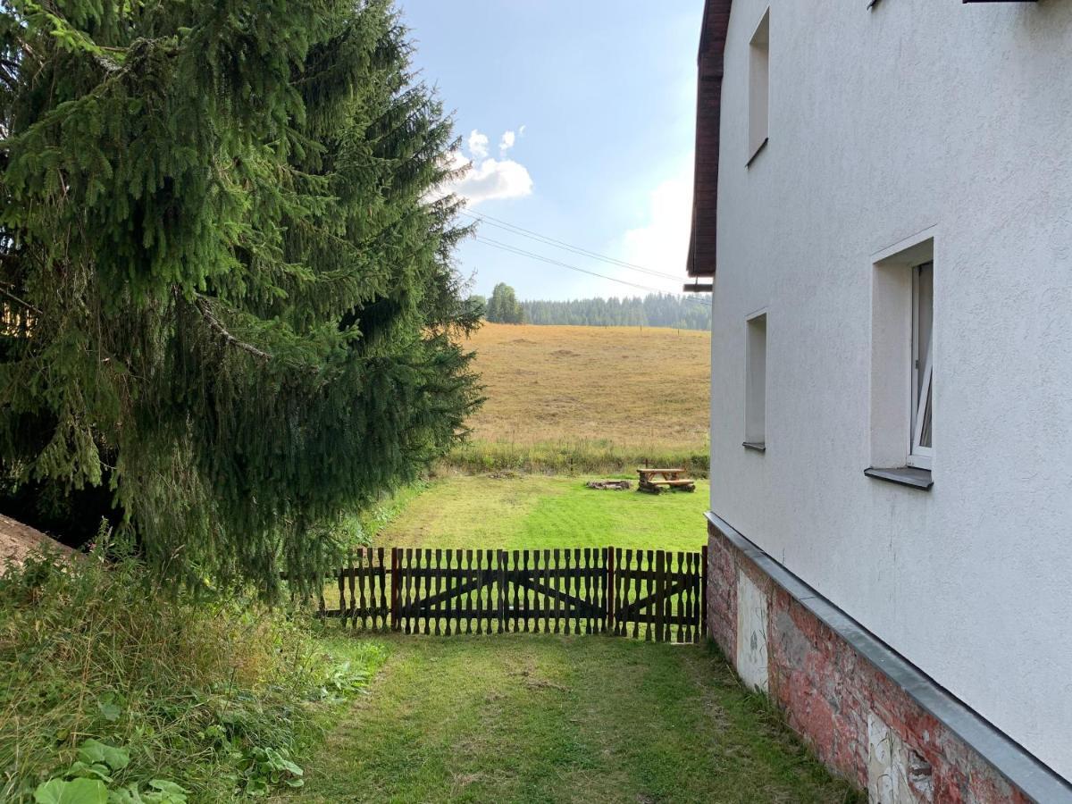 Ubytování u Matěje Horni Blatna Exterior foto