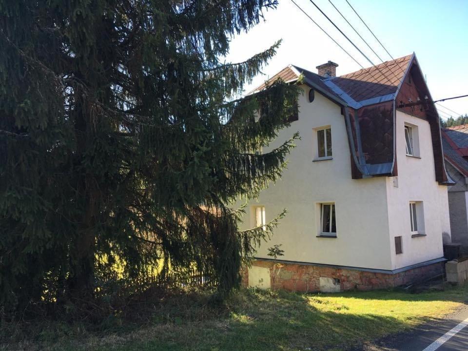 Ubytování u Matěje Horni Blatna Exterior foto